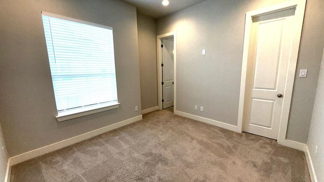 10906 Brookeshire Chase Lane Lane, Houston, TX 77043