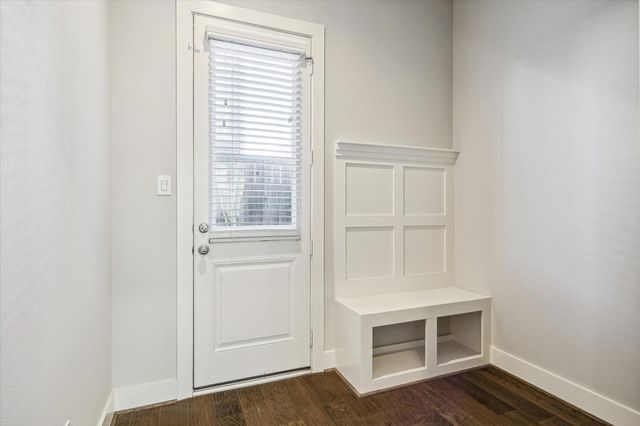 10906 Brookeshire Chase Lane Lane, Houston, TX 77043