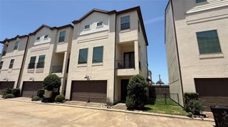 10906 Brookeshire Chase Lane Lane, Houston, TX 77043