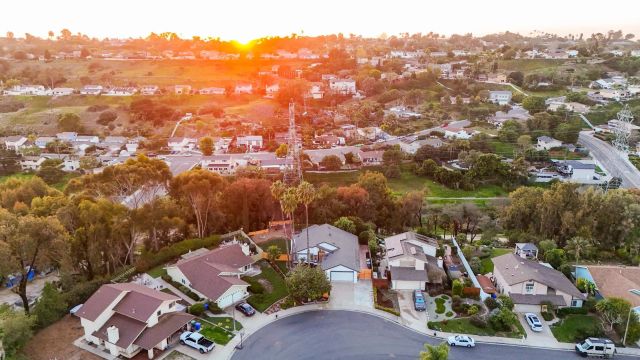 3619 Oxford St, Carlsbad, CA 92010