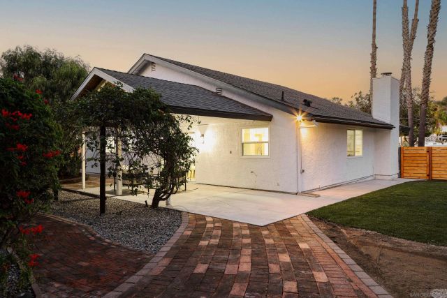 3619 Oxford St, Carlsbad, CA 92010