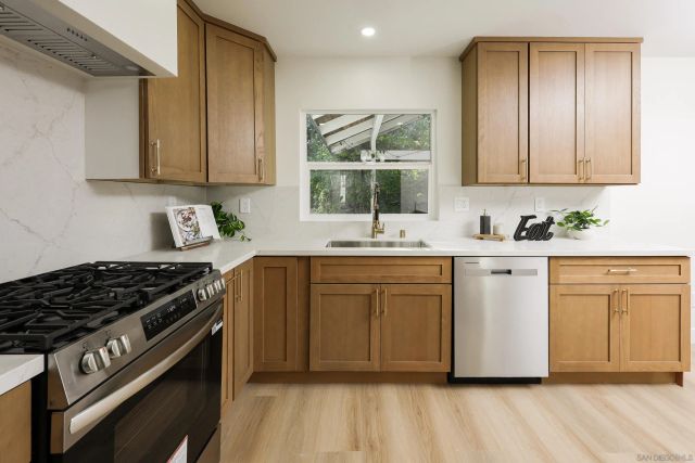 3619 Oxford St, Carlsbad, CA 92010