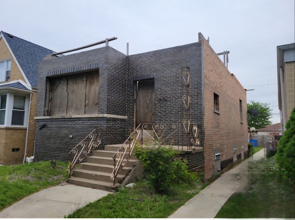 4637 S Kilpatrick Avenue, Chicago, IL 60632