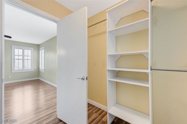 10644 Tray Mountain Avenue, Las Vegas, NV 89166