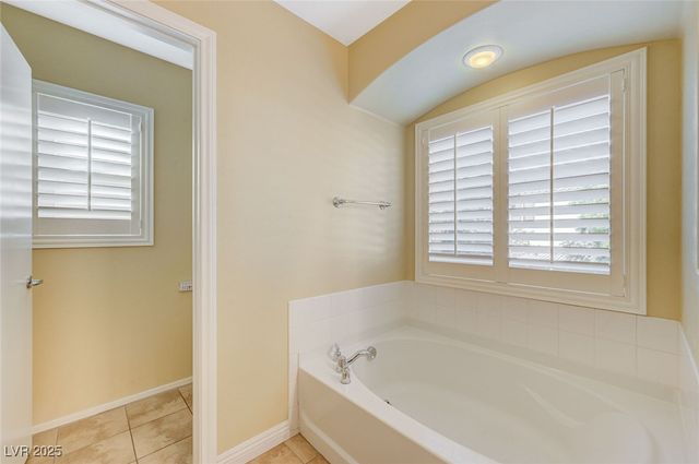 10644 Tray Mountain Avenue, Las Vegas, NV 89166