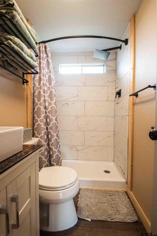 266 Hickory Hills Drive, Murchison, TX 75778