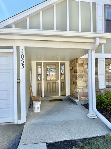 1053 Scanlon Drive A1, Wheeling, IL 60090