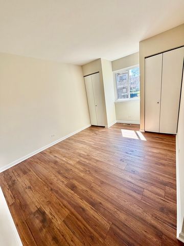 1053 Scanlon Drive A1, Wheeling, IL 60090