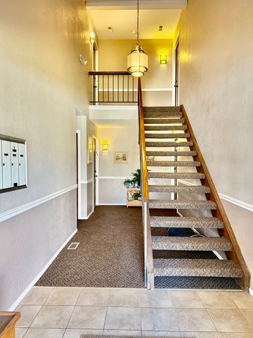 1053 Scanlon Drive A1, Wheeling, IL 60090