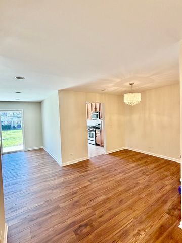 1053 Scanlon Drive A1, Wheeling, IL 60090