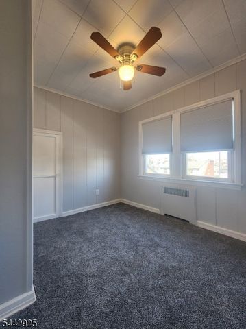 23 Park Ave, Garfield City, NJ 07026