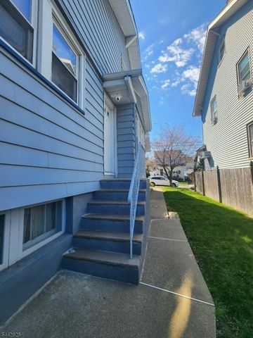 23 Park Ave, Garfield City, NJ 07026