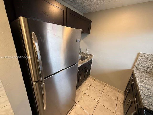 2721 NW 23rd Court 4, Miami, FL 33142