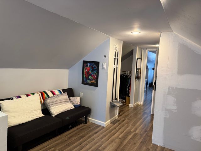 5528 W Henderson Street, Chicago, IL 60641