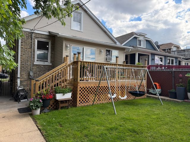 5528 W Henderson Street, Chicago, IL 60641