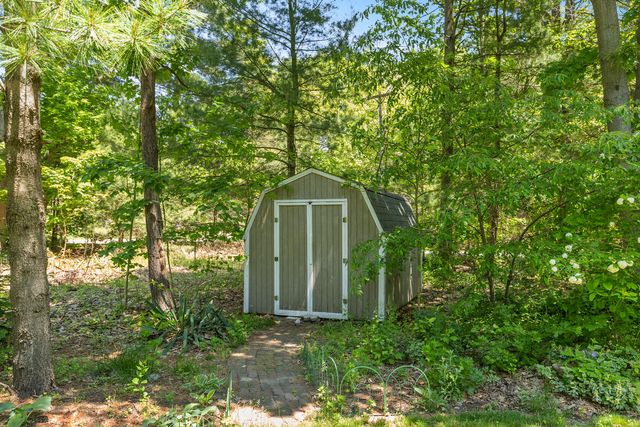 3977 Tall Grass E Court, Park Twp, MI 49424