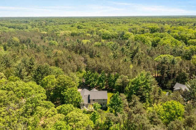 3977 Tall Grass E Court, Park Twp, MI 49424