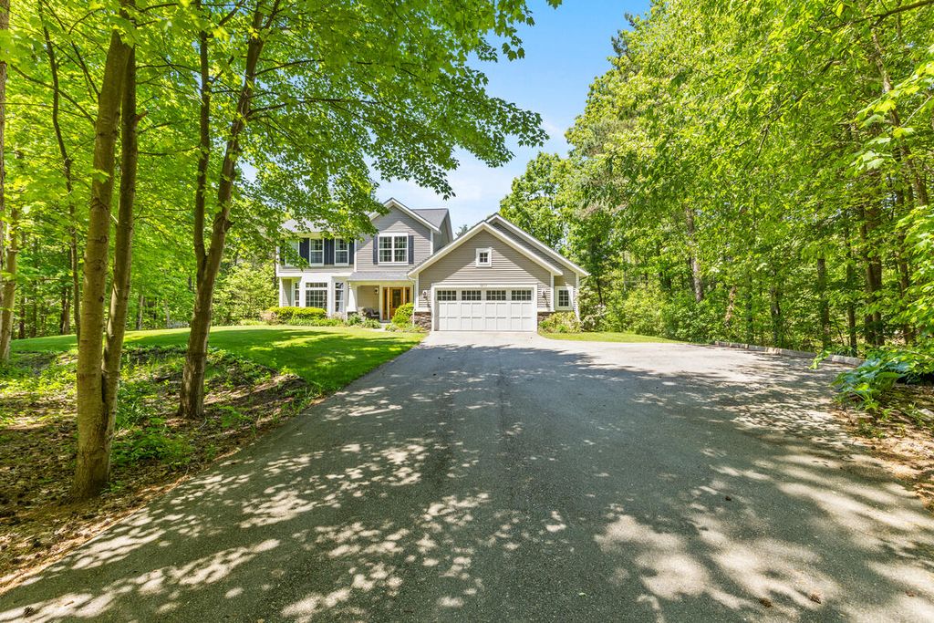 3977 Tall Grass E Court, Park Twp, MI 49424