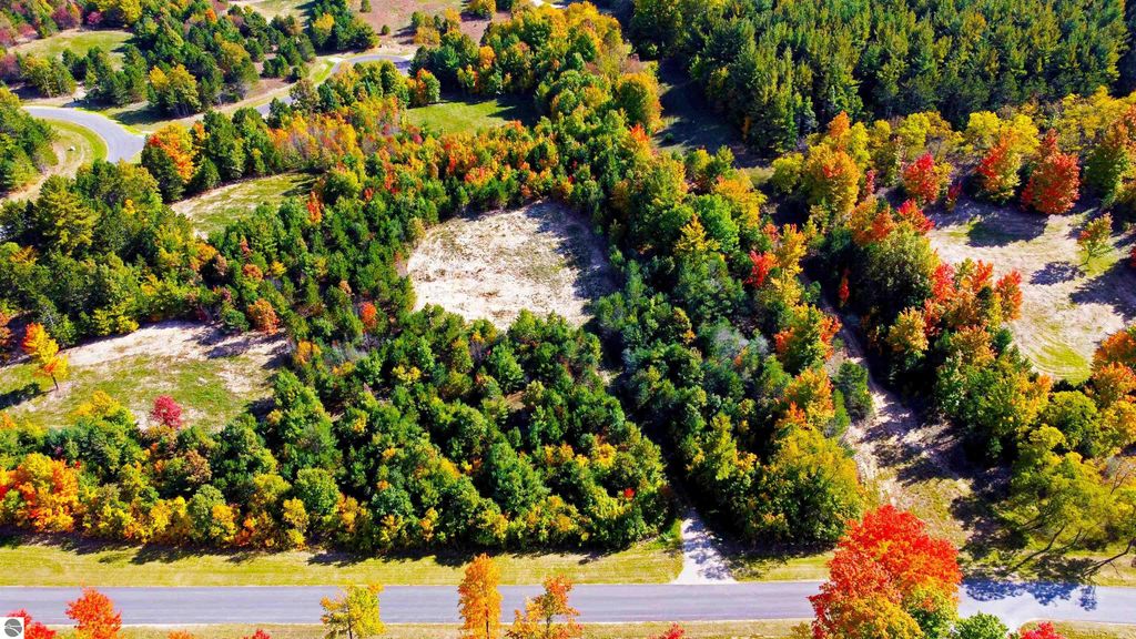 Image 20 of property listing at 2961 Wildfire Road, Kingsley, MI 49649