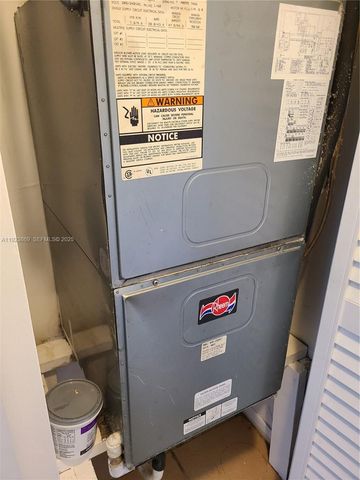 10282 NW 9th St Cir 205, Miami, FL 33172