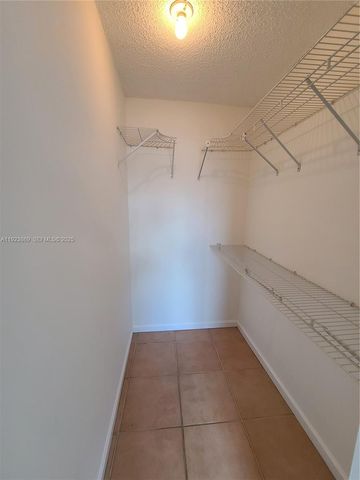 10282 NW 9th St Cir 205, Miami, FL 33172