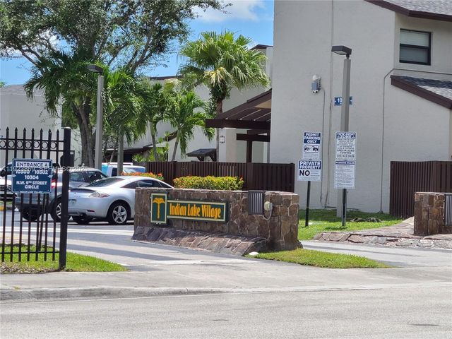 10282 NW 9th St Cir 205, Miami, FL 33172