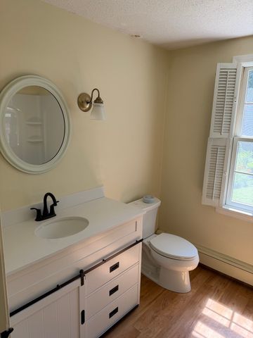 16 Flint Rd, Oakham, MA 01068