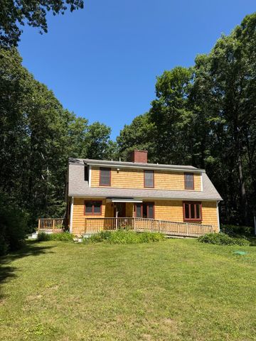 16 Flint Rd, Oakham, MA 01068
