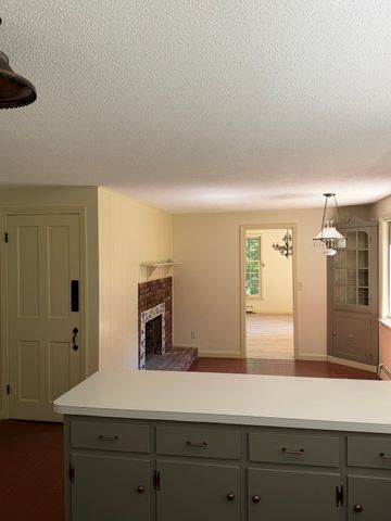 16 Flint Rd, Oakham, MA 01068
