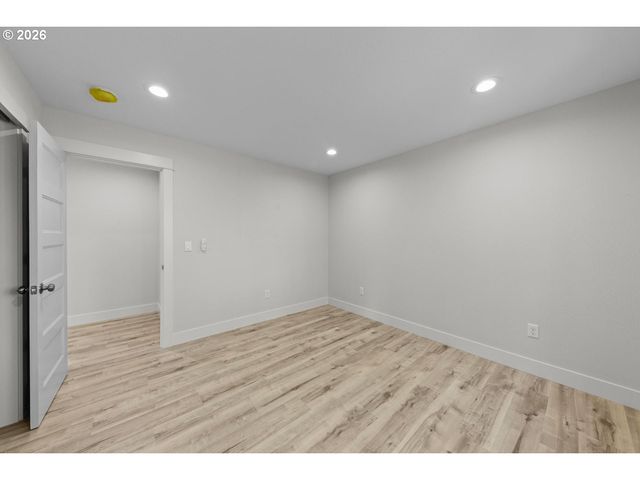 1736 DRURY Ln, Grants Pass, OR 97527
