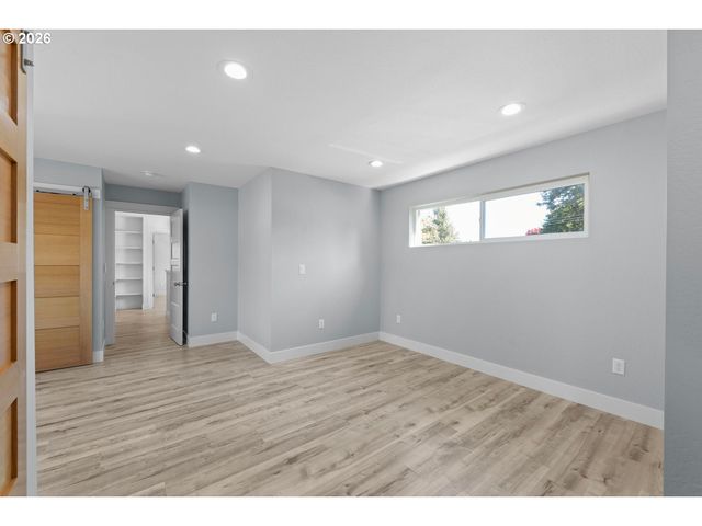 1736 DRURY Ln, Grants Pass, OR 97527