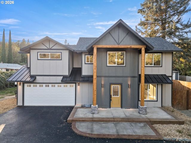 1736 DRURY Ln, Grants Pass, OR 97527