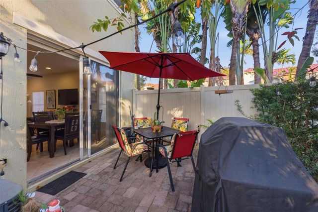 186 Lake Monterey Circle, Boynton Beach, FL 33426