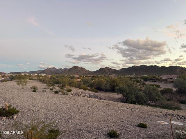 8477 S 167th Drive, Goodyear, AZ 85338