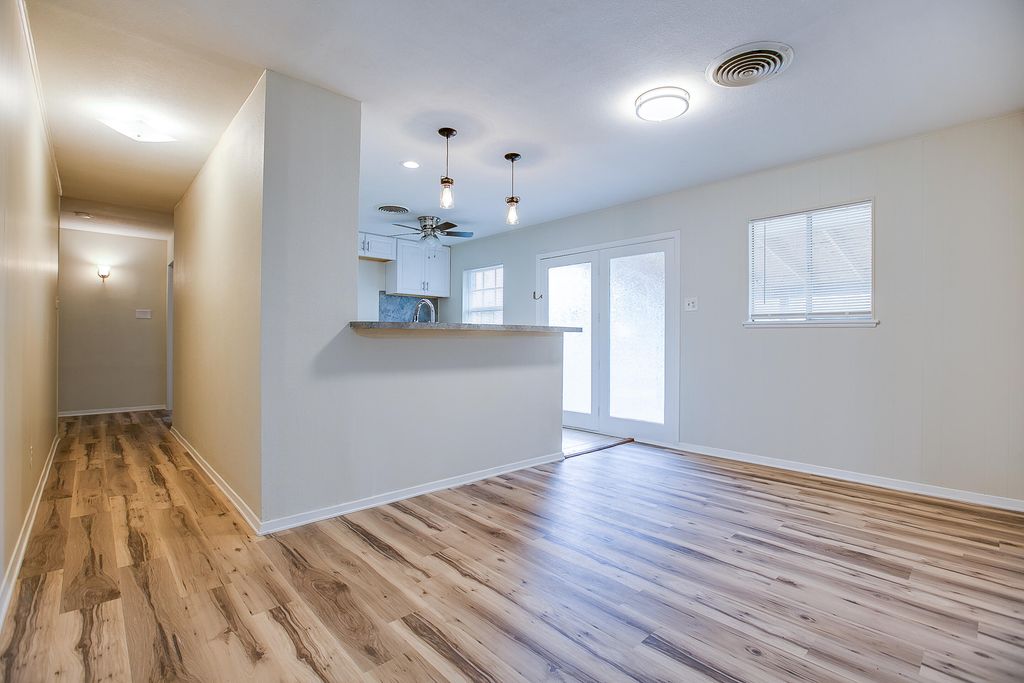 Image 11 of property listing at 3523 S Oxford Drive, San Angelo, TX 76904