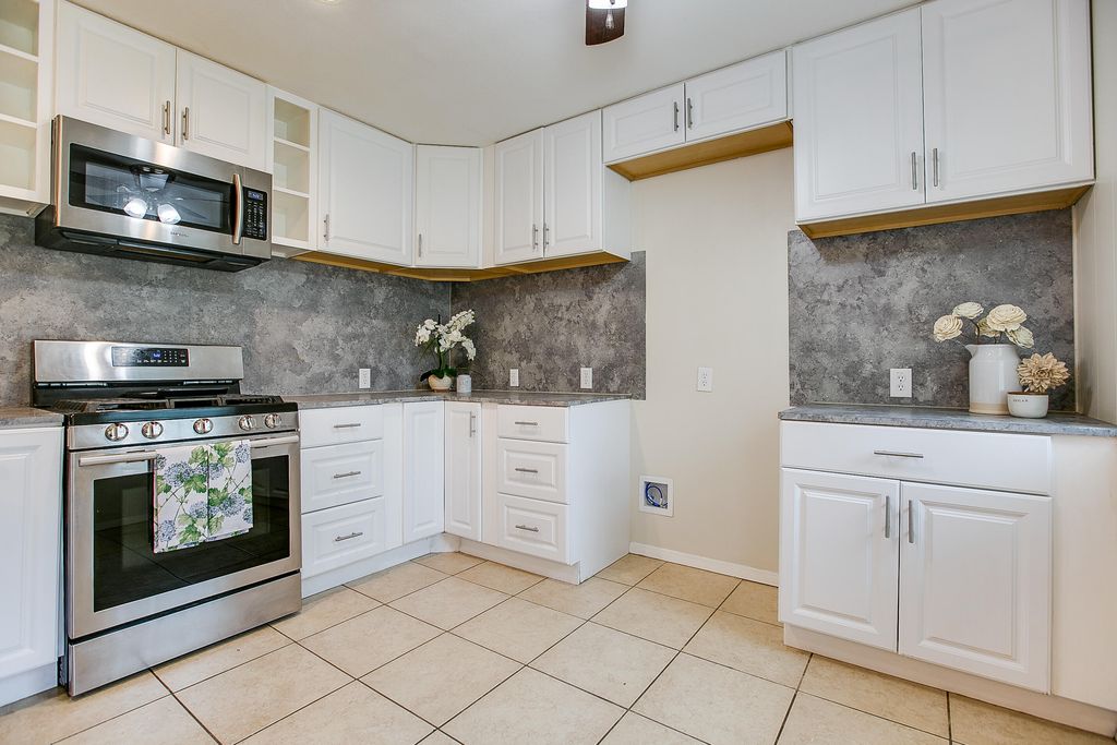 Image 14 of property listing at 3523 S Oxford Drive, San Angelo, TX 76904