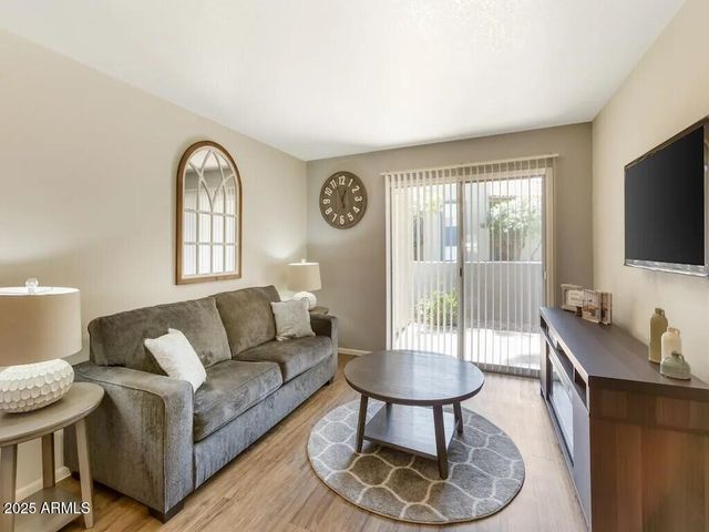 164 N 74TH Street 2, Mesa, AZ 85207