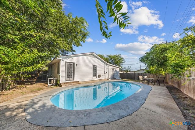 203 Margaret Lee Street, Copperas Cove, TX 76522