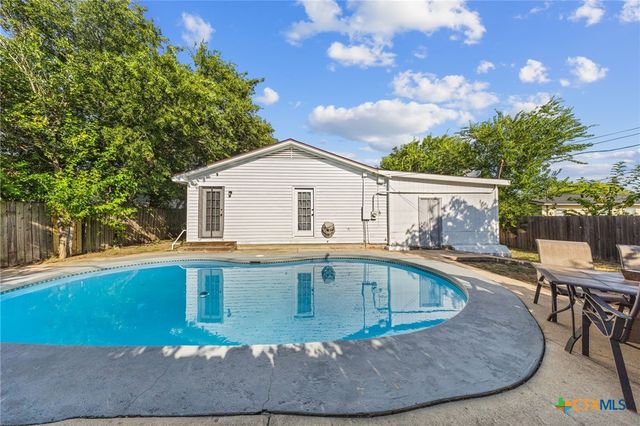 203 Margaret Lee Street, Copperas Cove, TX 76522