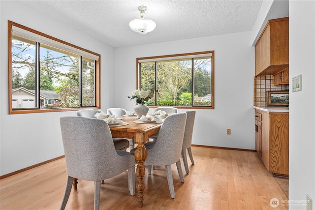 1704 Village Drive, Lynden, WA 98264