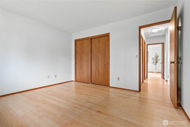 1704 Village Drive, Lynden, WA 98264