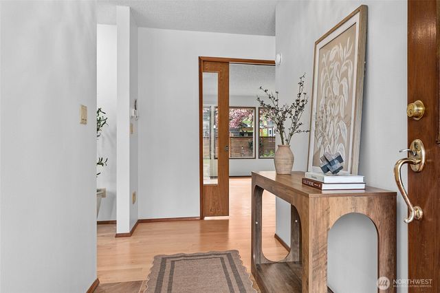 1704 Village Drive, Lynden, WA 98264