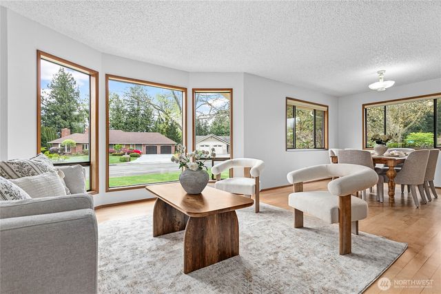 1704 Village Drive, Lynden, WA 98264