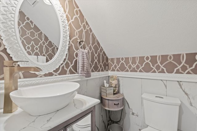 8617 Fairfax Avenue, Rowlett, TX 75089