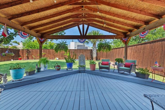 8617 Fairfax Avenue, Rowlett, TX 75089