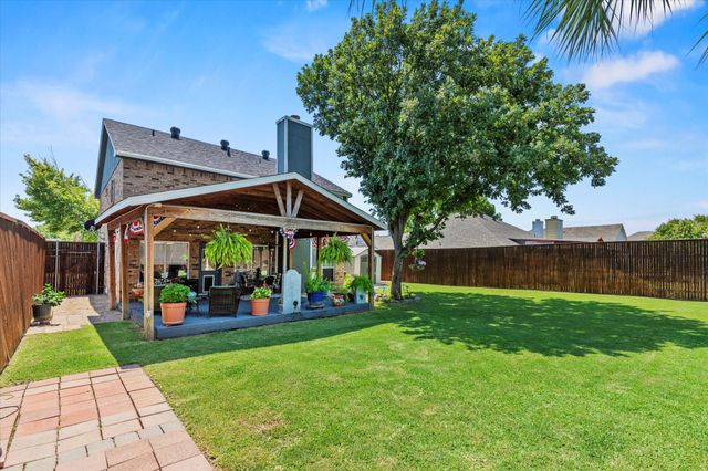 8617 Fairfax Avenue, Rowlett, TX 75089