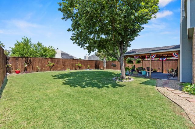 8617 Fairfax Avenue, Rowlett, TX 75089