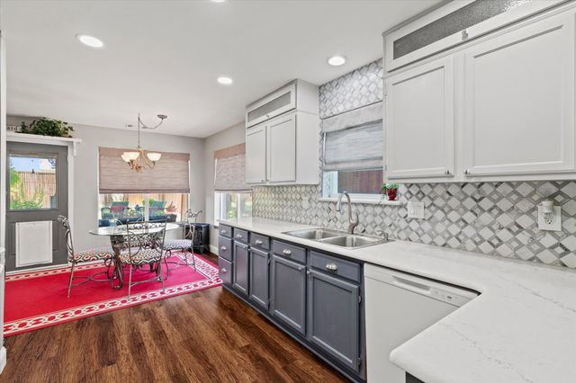 8617 Fairfax Avenue, Rowlett, TX 75089