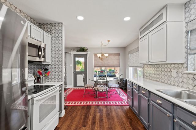 8617 Fairfax Avenue, Rowlett, TX 75089