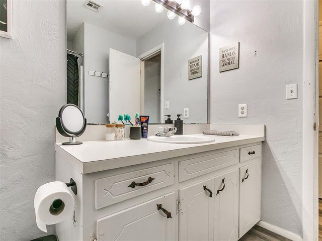 424 W Catalpa Street, Lexington, OK 73051